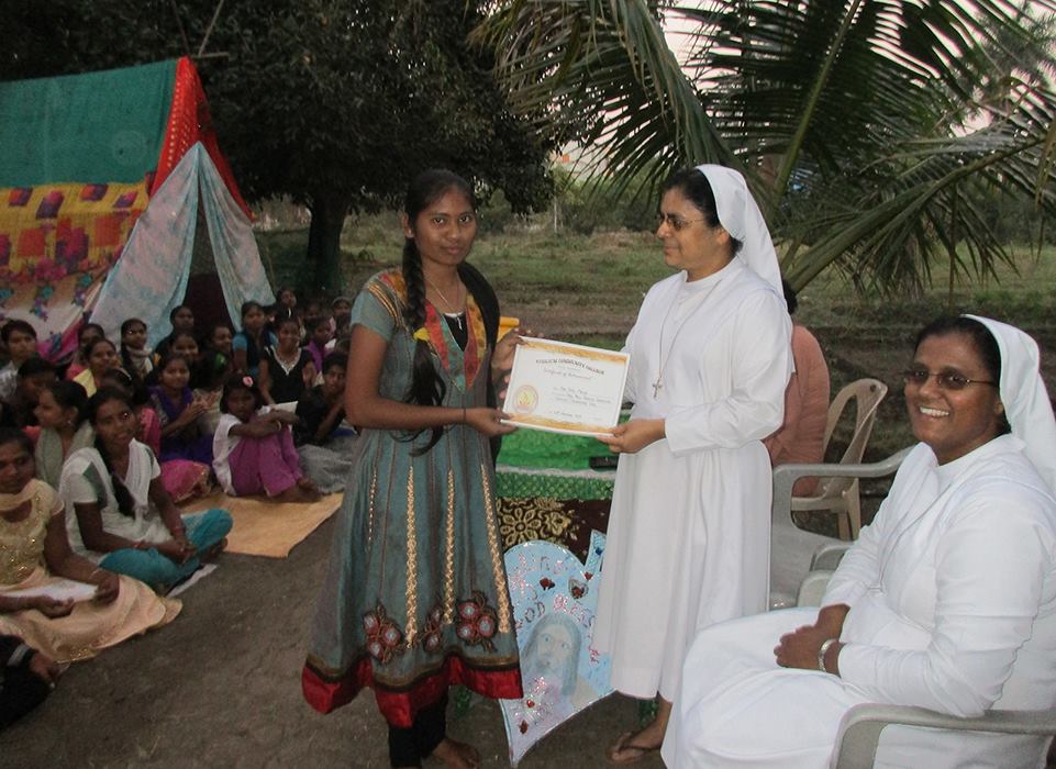 Auxilium Community College Nutrition and Environment Camp