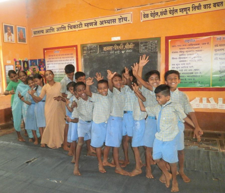 Auxilium Promotion Centre, Oros: Summer Club and English Classes