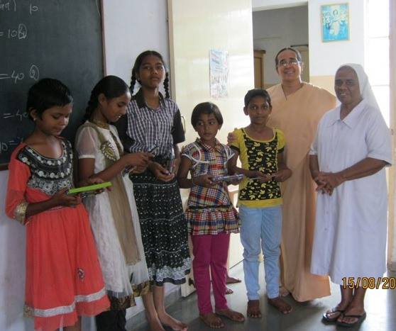 Independence day celebration at Maria Bhavan, Bableshwar